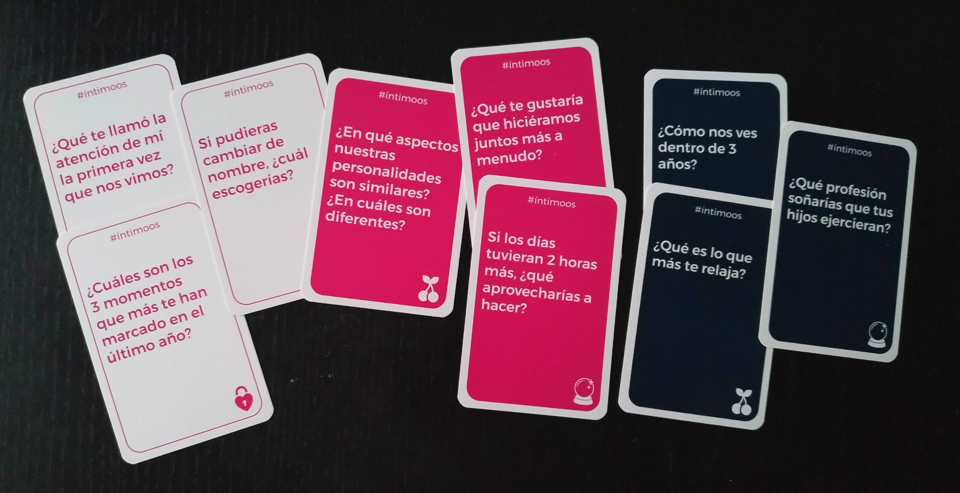 Intimoos: Así es el juego de mesa picante para disfrutar en pareja